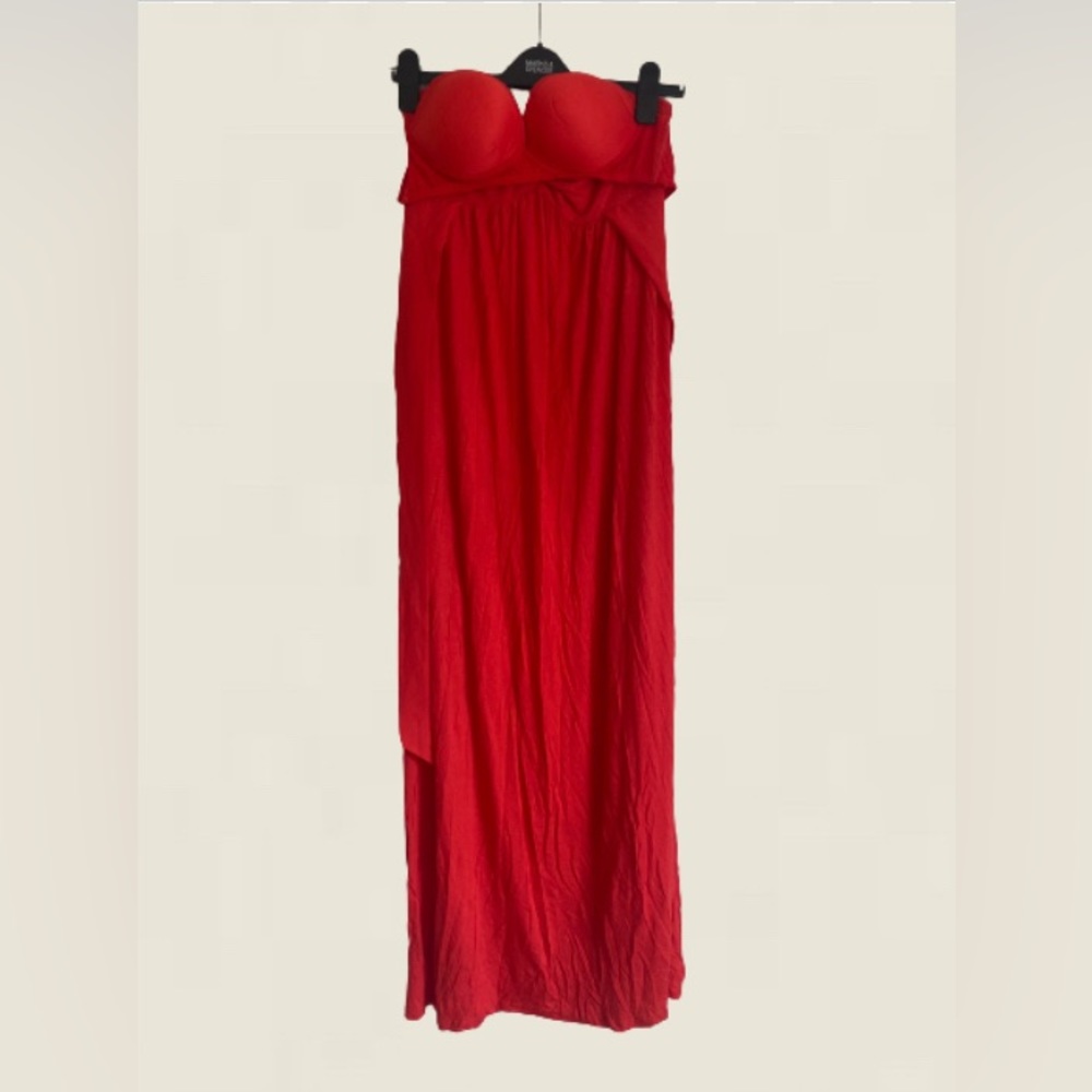 Red backless dress - Picture 1 of 3